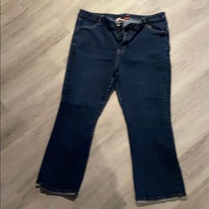 Women’s bootcut jeans